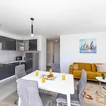 Amazing Apartment In Kastel Kambelovac * Kastela