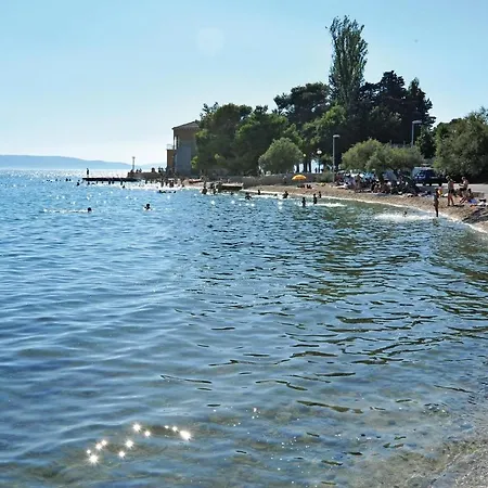 Lägenhet Amazing In Kastel Kambelovac *